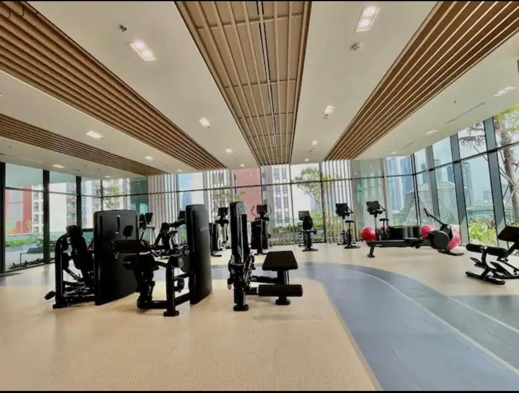 The Metropole -Complex "Opera, Crest, Galleria " -Free Pool-Gym-Sauna Room-Yoga Room Ciudad Ho Chi Minh  Exterior foto
