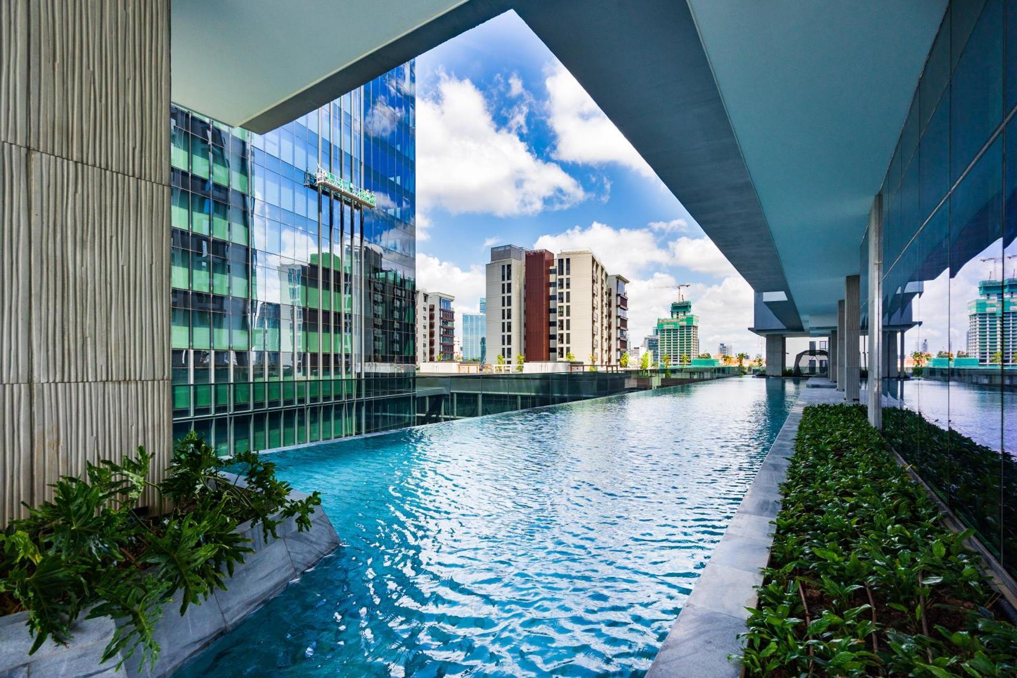 The Metropole -Complex "Opera, Crest, Galleria " -Free Pool-Gym-Sauna Room-Yoga Room Ciudad Ho Chi Minh  Exterior foto