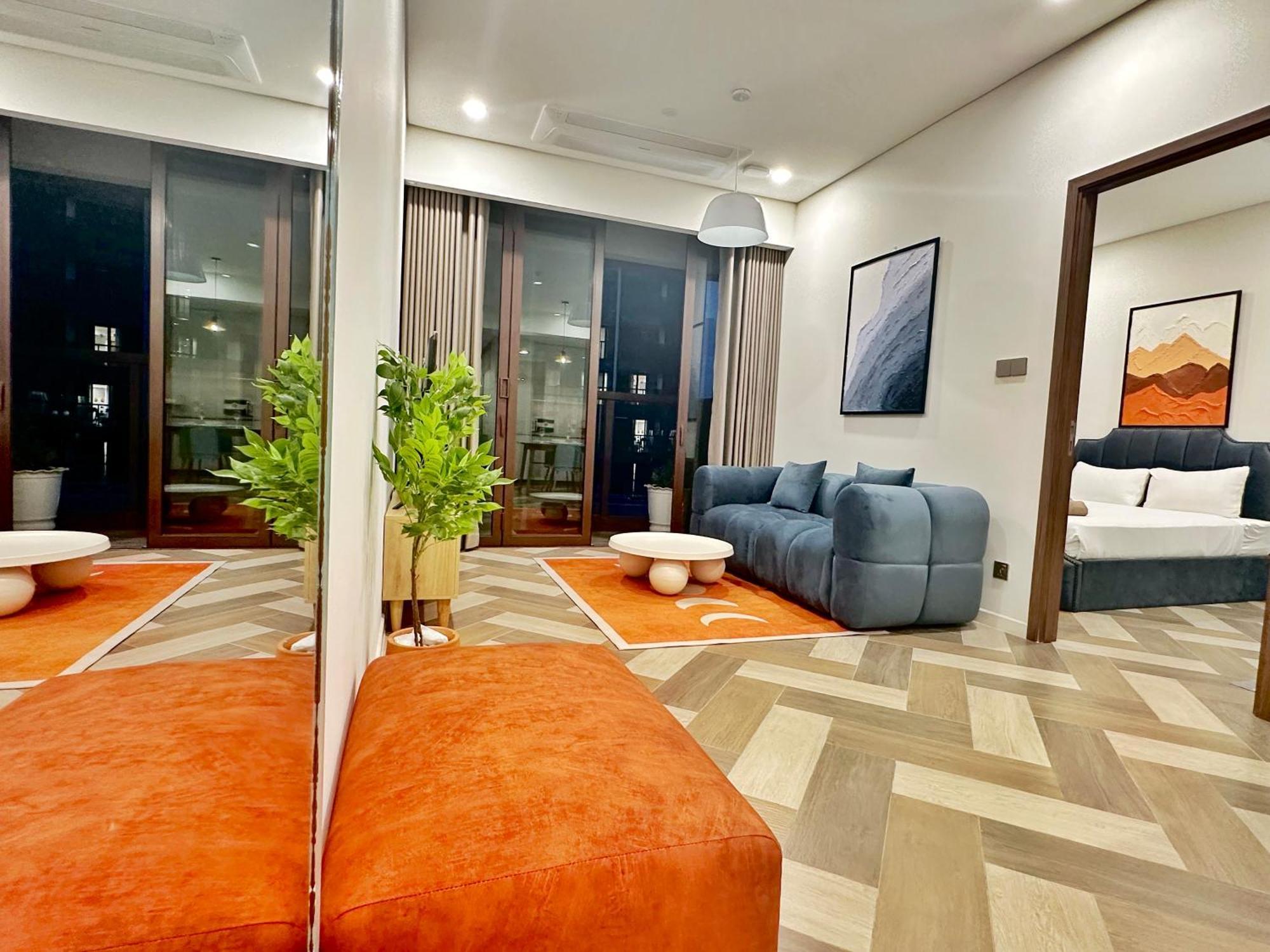 The Metropole -Complex "Opera, Crest, Galleria " -Free Pool-Gym-Sauna Room-Yoga Room Ciudad Ho Chi Minh  Exterior foto