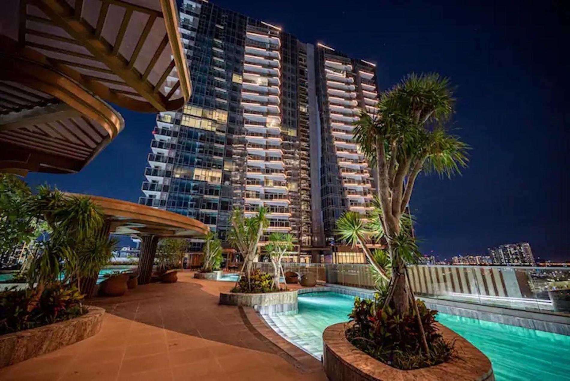 The Metropole -Complex "Opera, Crest, Galleria " -Free Pool-Gym-Sauna Room-Yoga Room Ciudad Ho Chi Minh  Exterior foto