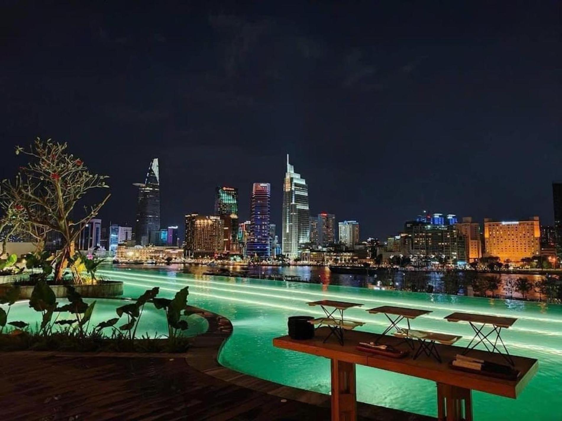 The Metropole -Complex "Opera, Crest, Galleria " -Free Pool-Gym-Sauna Room-Yoga Room Ciudad Ho Chi Minh  Exterior foto