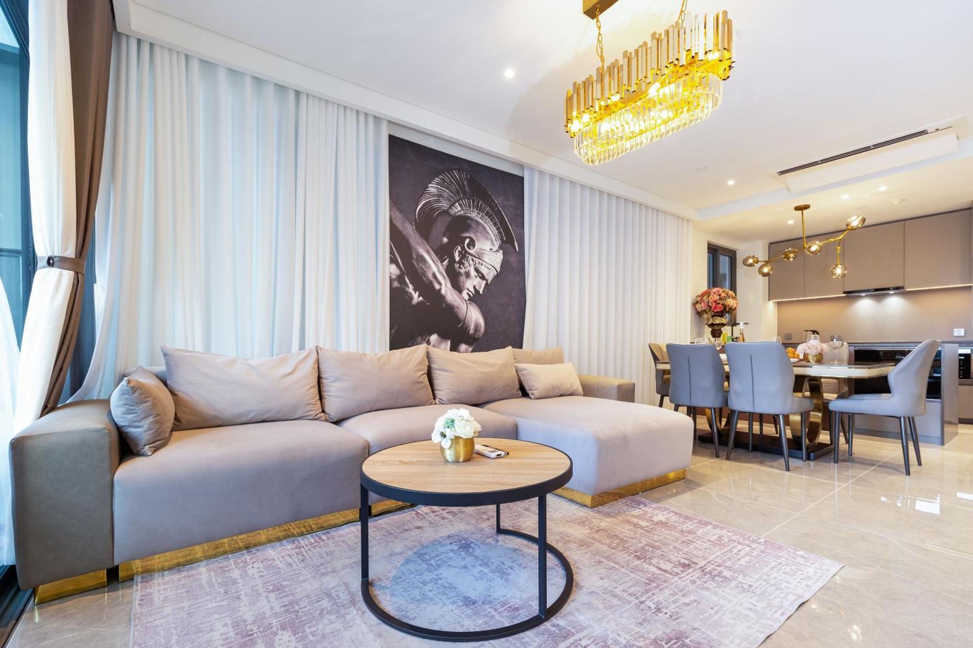 The Metropole -Complex "Opera, Crest, Galleria " -Free Pool-Gym-Sauna Room-Yoga Room Ciudad Ho Chi Minh  Exterior foto