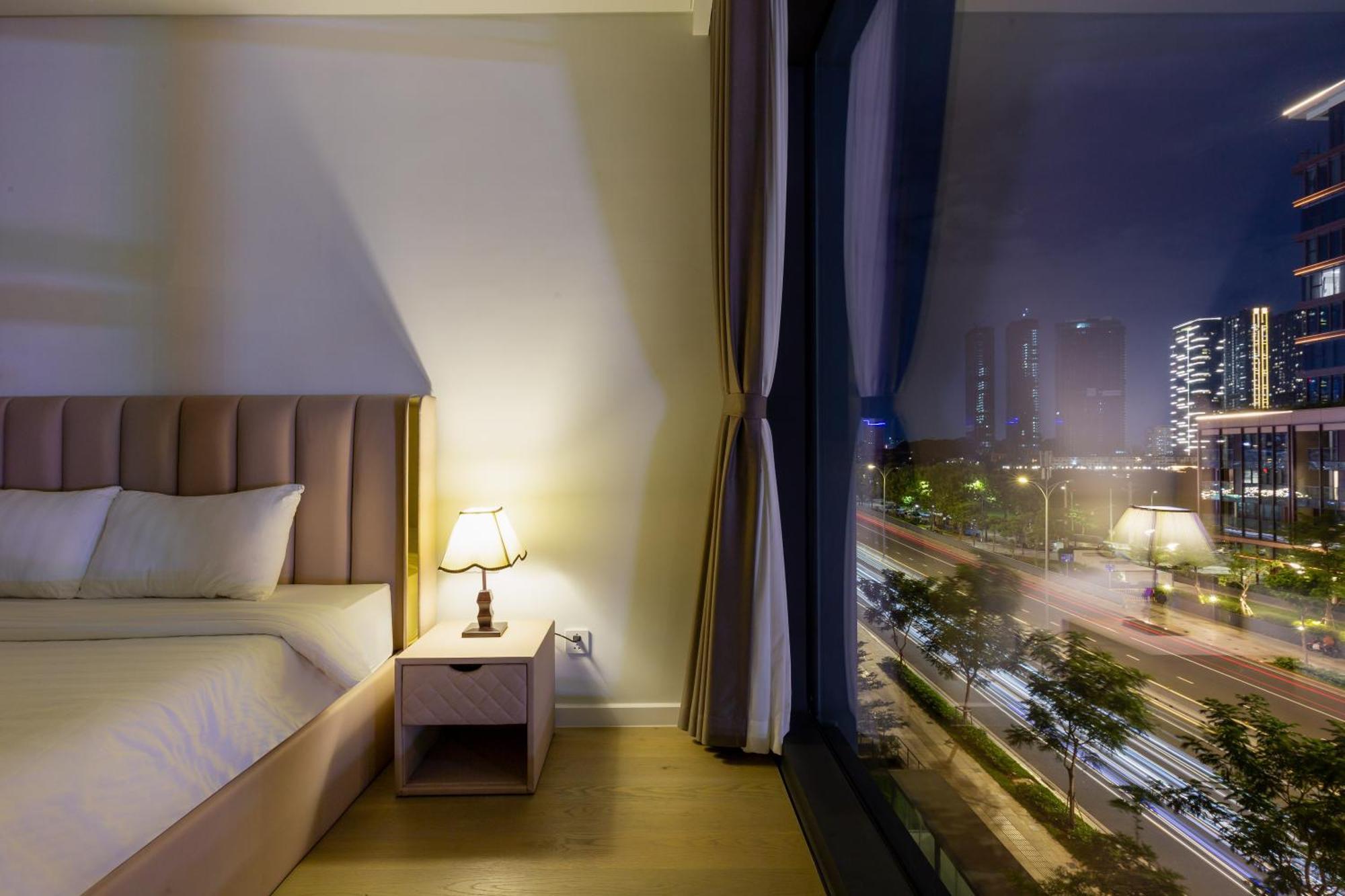 The Metropole -Complex "Opera, Crest, Galleria " -Free Pool-Gym-Sauna Room-Yoga Room Ciudad Ho Chi Minh  Exterior foto