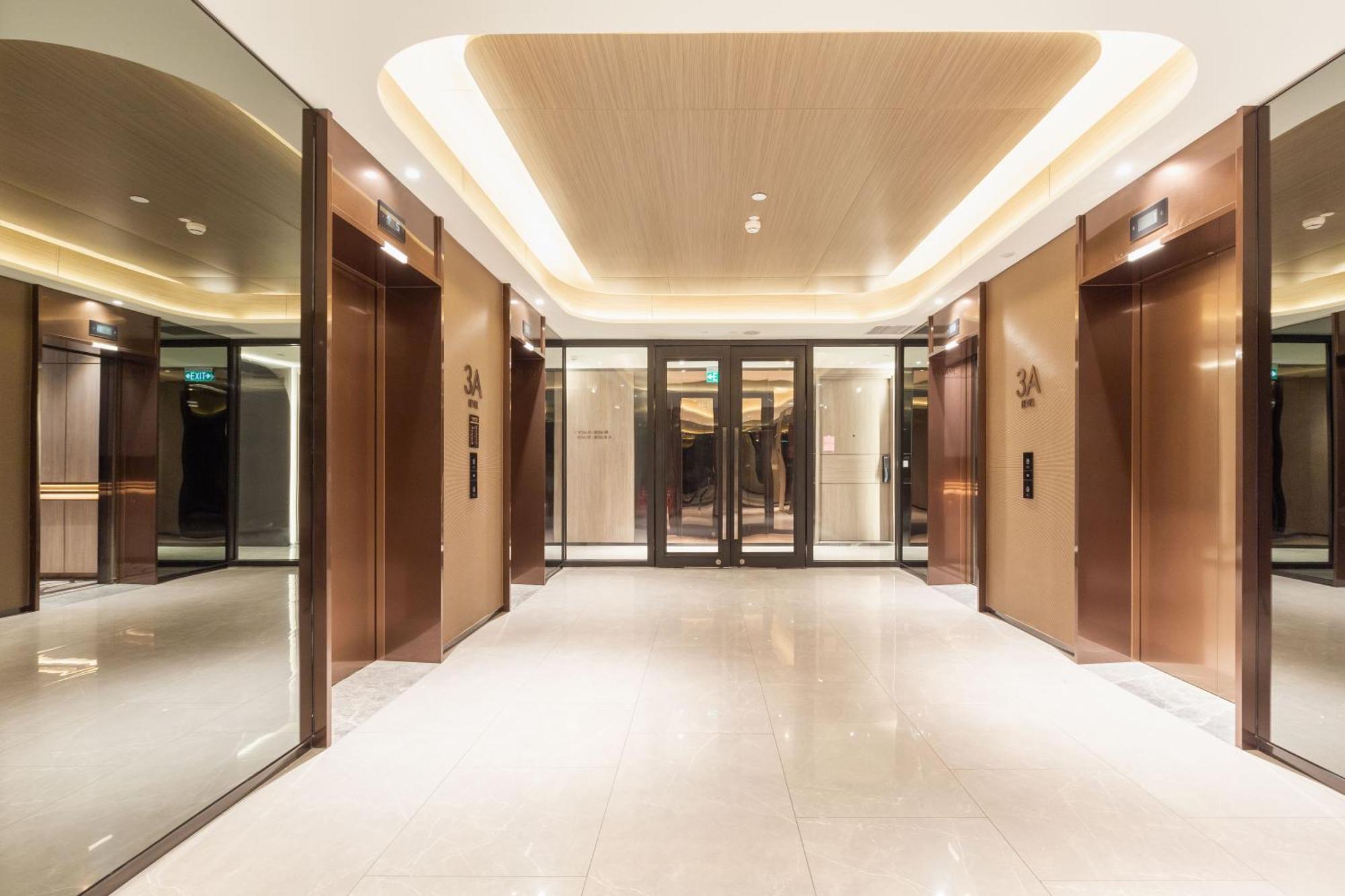 The Metropole -Complex "Opera, Crest, Galleria " -Free Pool-Gym-Sauna Room-Yoga Room Ciudad Ho Chi Minh  Exterior foto